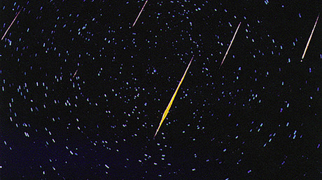 Video: ¿Existe un cometa cuya trayectoria directa se dirige hacia la Tierra?