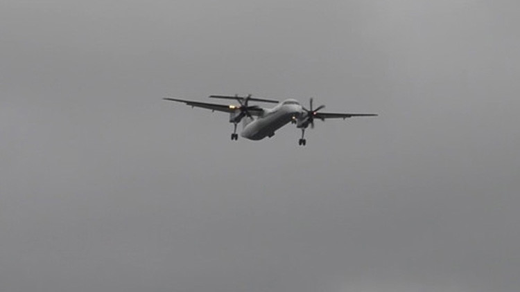 Sobrecogedor video: Un avión, al filo del desastre al aterrizar durante la tormenta Katie