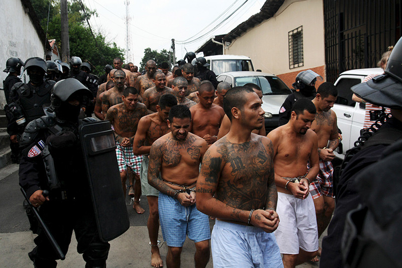 Guerra En El Salvador Matanza Entre Pandilleros Y La Polic A RT   5710fe4cc461882c558b45e7 