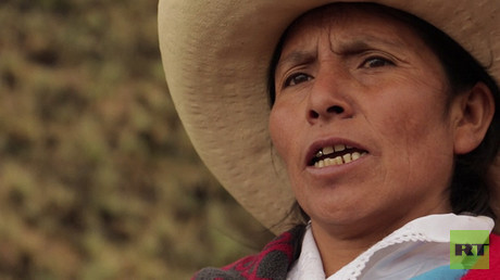 "No tengo miedo al poder de empresas": Canción de una indígena peruana conmueve al mundo (VIDEO)