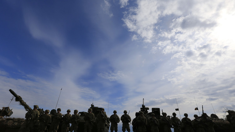 ¿Palabras que no coinciden con las acciones? La OTAN asegura que no quiere una guerra con Rusia