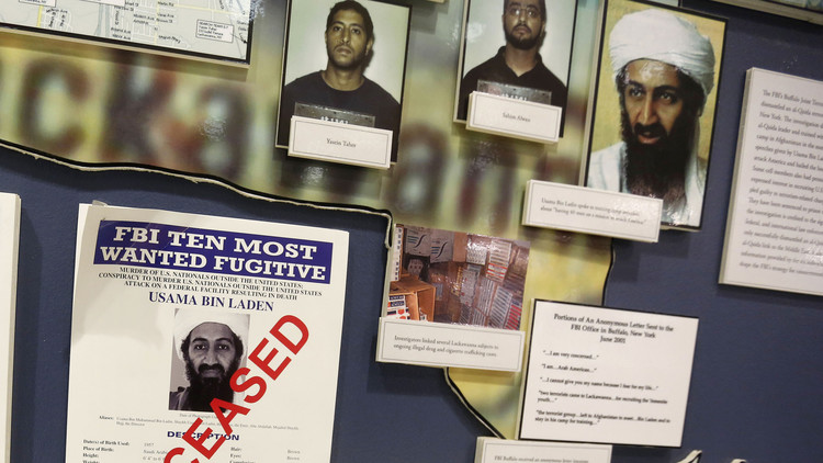 Un hijo de Osama bin Laden podría asumir el control del Al Qaeda "de nueva generación"