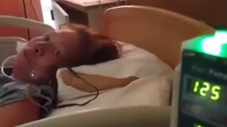 Un hombre transmite en vivo por Facebook el nacimiento de su hijo sin saberlo su mujer