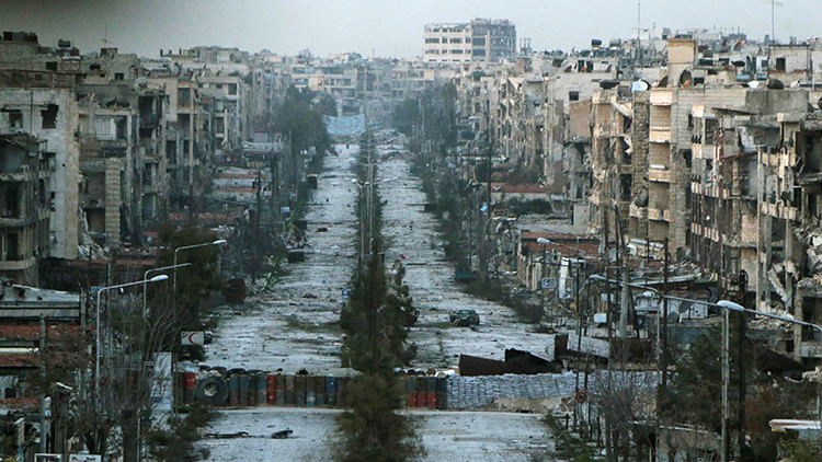 El comandante del Mando Central de EE.UU. llega a Siria en una visita secreta