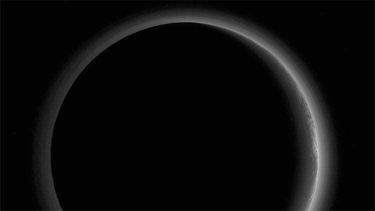La NASA revela los secretos de la 'zona crepuscular' de Plutón