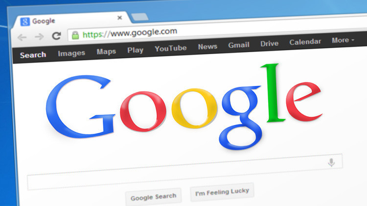 "Por favor, Google": La búsqueda de una anciana de 85 años conquista las redes sociales