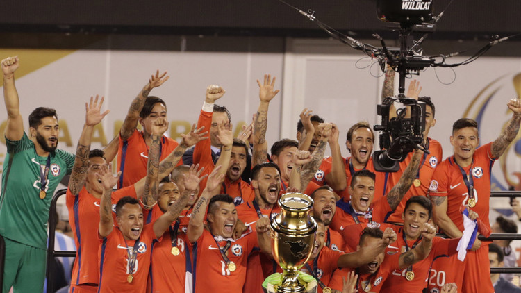 ¡Chile campeón! La Roja vence a Argentina en los penales y retiene la Copa América