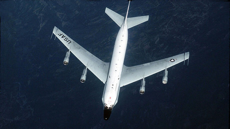 Un avión espía de EE.UU. se acerca a las fronteras de Rusia en el Báltico