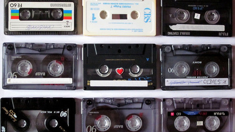 Si aún conserva alguno de estos dispositivos obsoletos quizá sea rico