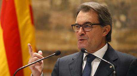 Abren juicio oral contra Artur Mas por la consulta del 9-N