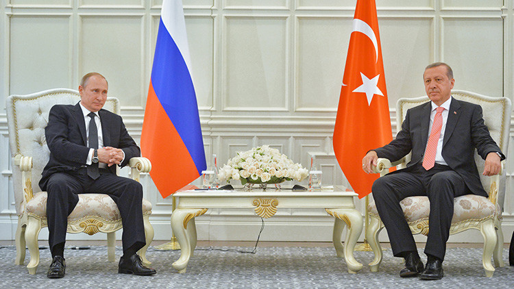 ¿Qué hay detrás de las repentinas paces de Turquía con Rusia e Israel?