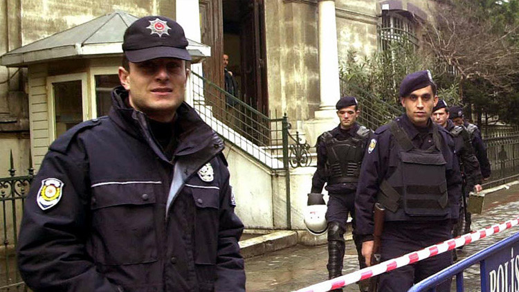 Francia cierra sus misiones diplomáticas en Turquía por razones de seguridad