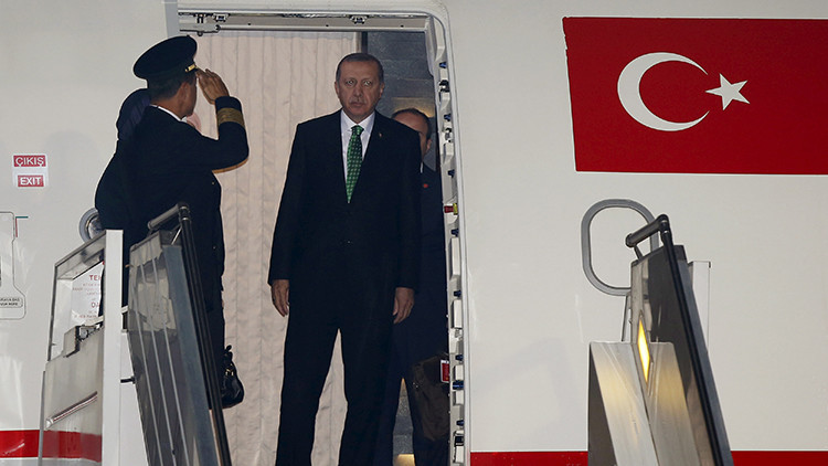 Dos F-16 apuntaban al avión de Erdogan durante el intento de golpe de Estado