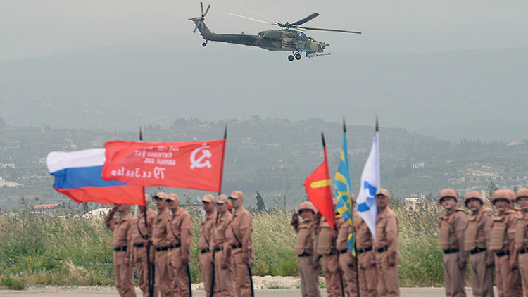 Videos: Helicópteros de Rusia y Siria llevan a cabo una gran operación humanitaria en Alepo
