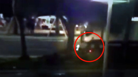 VIDEO: Un motociclista se juega la vida en el intento de detener al terrorista de Niza