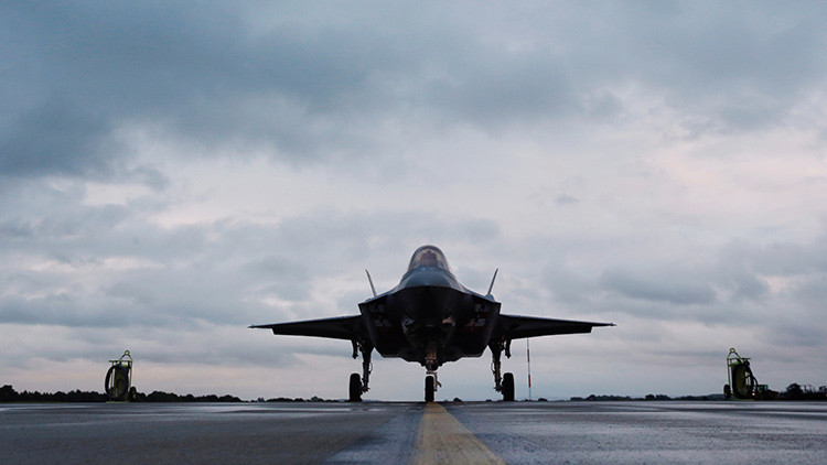 Si ellos lo dicen...: "El caza F-35A está listo para el combate"