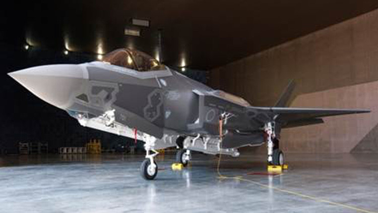Muestran el primer caza F-35A de fabricación estadounidense que reforzará al Ejército japonés