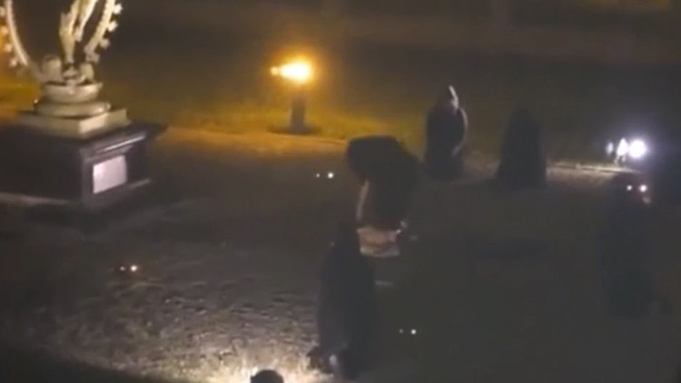 Sacrificios humanos: ¿Qué pasa por la noche en el campus del CERN? (video)