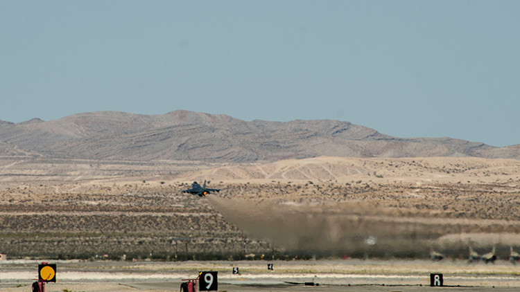 Resultado de imagen de base militar de Nellis, cerca de la ciudad de Las Vegas