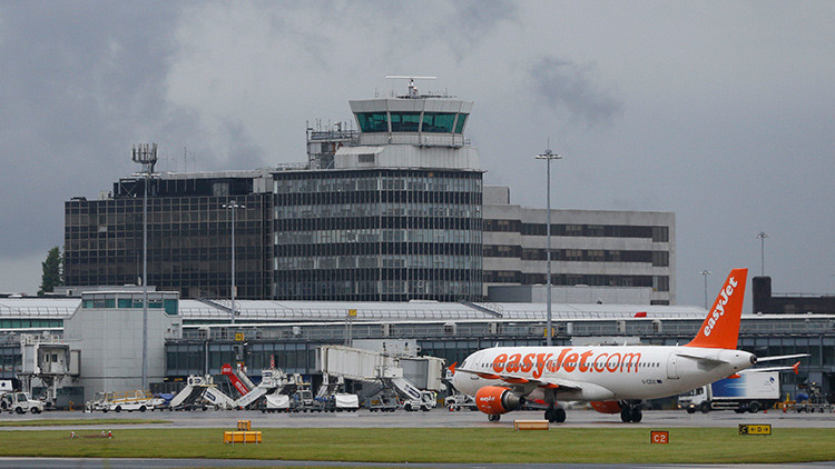 Evacuan una terminal del aeropuerto de Manchester por un paquete sospechoso