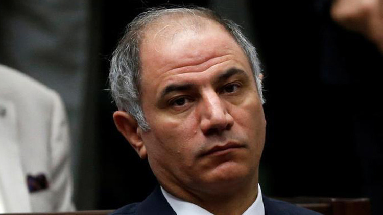 Dimite el ministro del Interior de Turquía