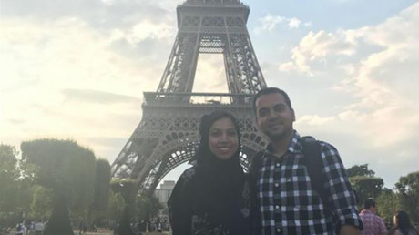 Echan a una pareja musulmana de un avión de Delta por sudar, decir "Alá" y enviar mensajes de texto