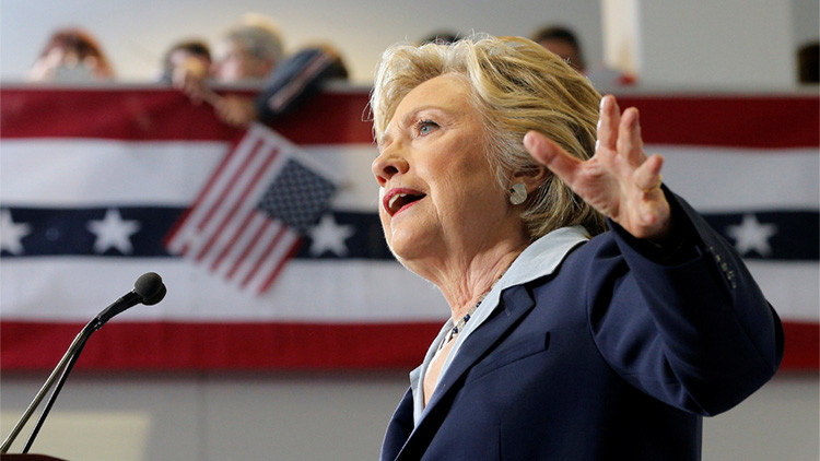 'The New York Times' pide a los latinos votar "masivamente" por Clinton