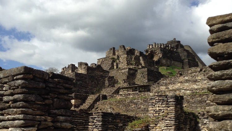Viajamos a una misteriosa pirámide maya más alta que Teotihuacán (FOTOS)