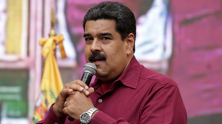 Maduro: Obama "perdió la oportunidad que le dio Chávez de tener relaciones de respeto"