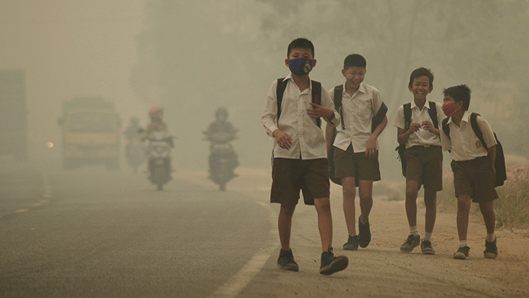 Zasca de China a Trump al recordarle quién "se inventó" el cambio climático