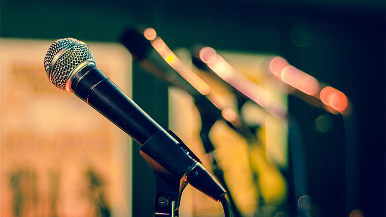 Alto y claro: 8 claves para superar el pánico a hablar en público