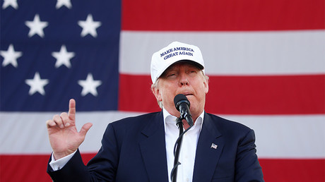 Trump supera a Clinton en dos estados clave