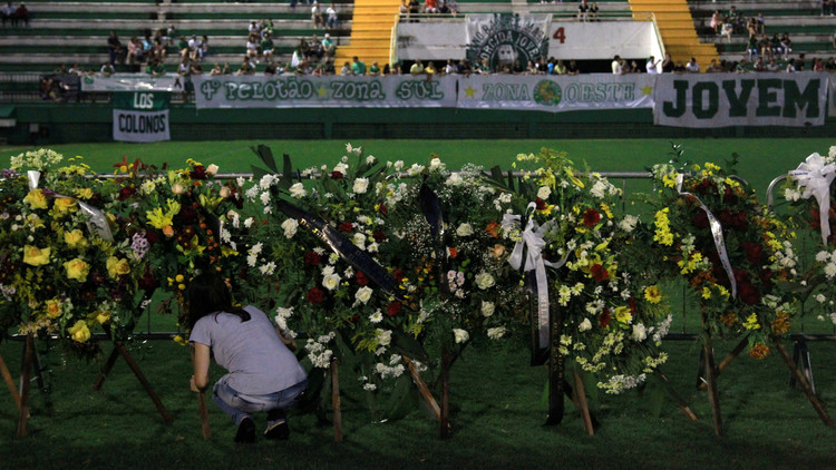 Funcionaria boliviana acusada de negligencia por tragedia del Chapecoense pide refugio en Brasil