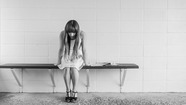 Una india se suicida por 7 dólares