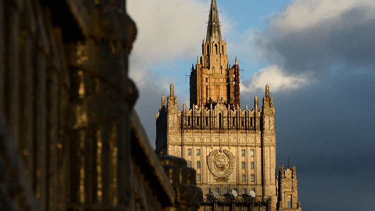 Rusia: EE.UU. debe presentar pruebas de los 'hackeos' o zanjar el tema