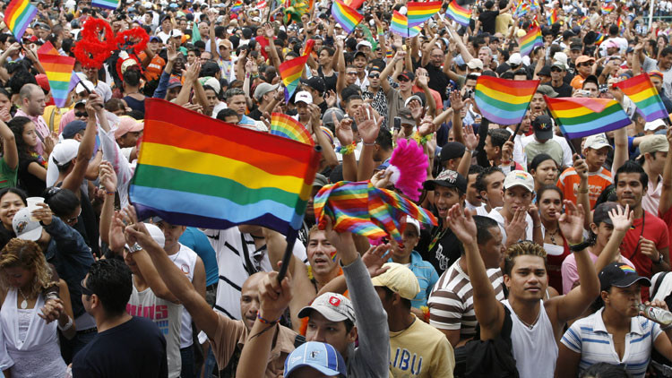 Venezuela: Una sentencia del Tribunal Supremo de Justicia reconoce a las familias homoparentales