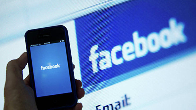 Una foto del embajador asesinado desaparece de la cuenta de Facebook de Zajárova