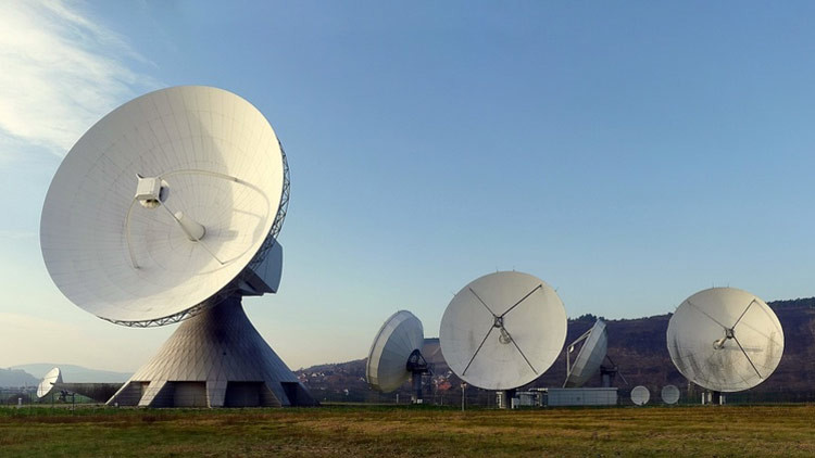 Seis misteriosas señales de fuera de la galaxia desconciertan a los científicos