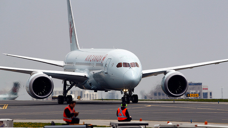 Una niña muere en Nochebuena a bordo de un vuelo hacia Londres