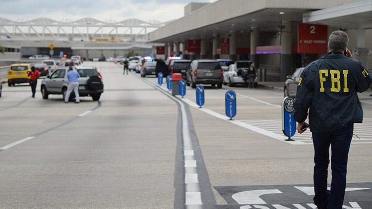 ¿A quién llamó el gobernador de Florida tras el tiroteo en el aeropuerto?