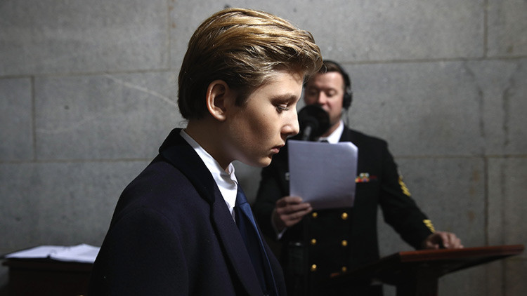 Linchan en las redes a una guionista de un popular 'show' por un tuit sobre el hijo de Trump