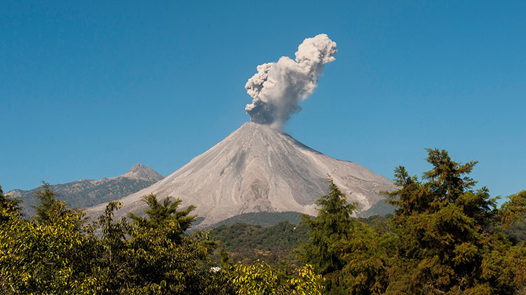 Resultado de imagen para El volcÃ¡n de Colima, MÃ©xico