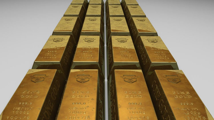Un pasajero indio trata de pasar por la aduana con un kilo de oro en su recto