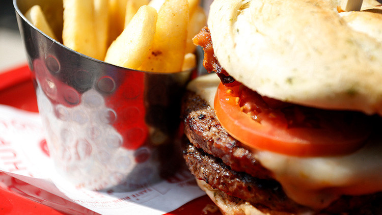¿Por qué comer mucha grasa es más nocivo para los hombres que para las mujeres?