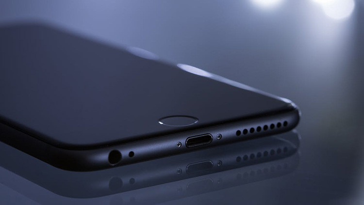 ¿Adiós al famoso botón redondo?: Filtran como serán los iPhone 8
