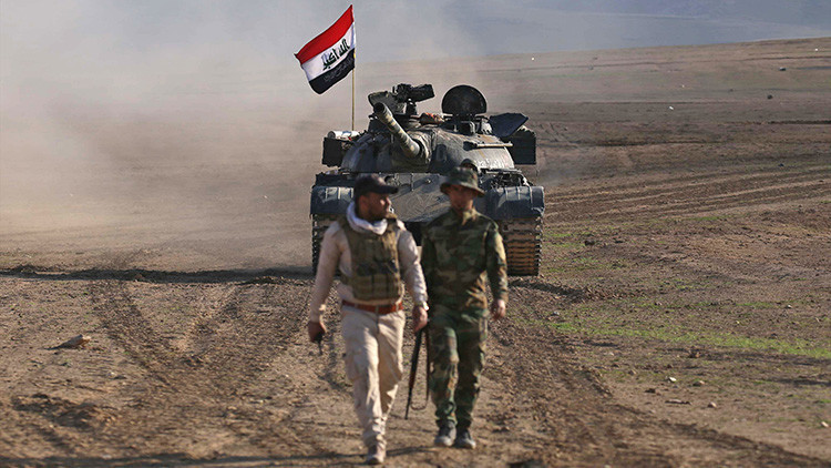 Hallan restos de 500 reos de una cárcel cerca de Mosul que controlaba el Estado Islámico