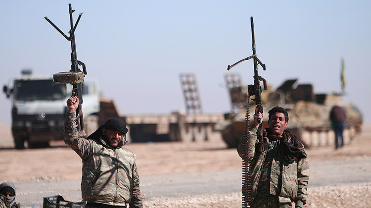 ¿Estado kurdo a la vista? EE.UU. opta por los kurdos en vez de los turcos en la ofensiva sobre Raqa