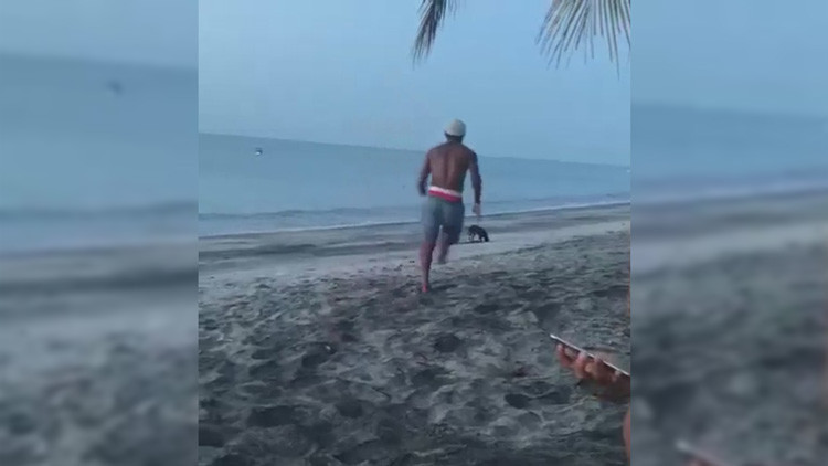 Intenta patear a un perro y el karma lo castiga de inmediato