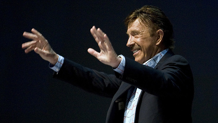 Chuck Norris es nombrado "tejano honorario"