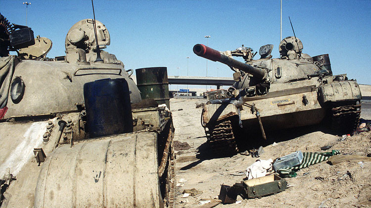 Encuentra más de 2,5 millones de dólares en oro en un tanque de guerra soviético